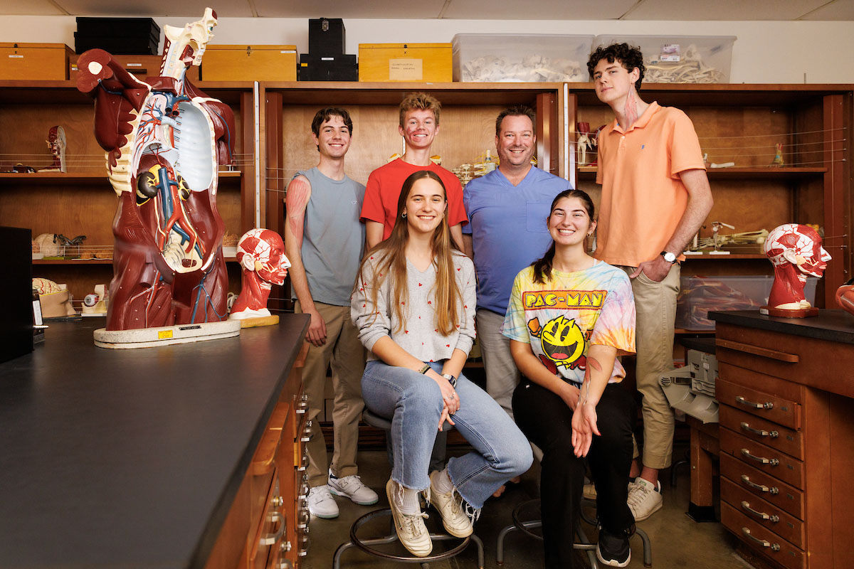 Group photo of Creative Anatomy Club members with faculty advisor Michael Jones.