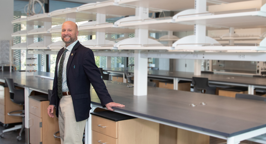 Dean Wendt in Frost Center lab, Cal Poly