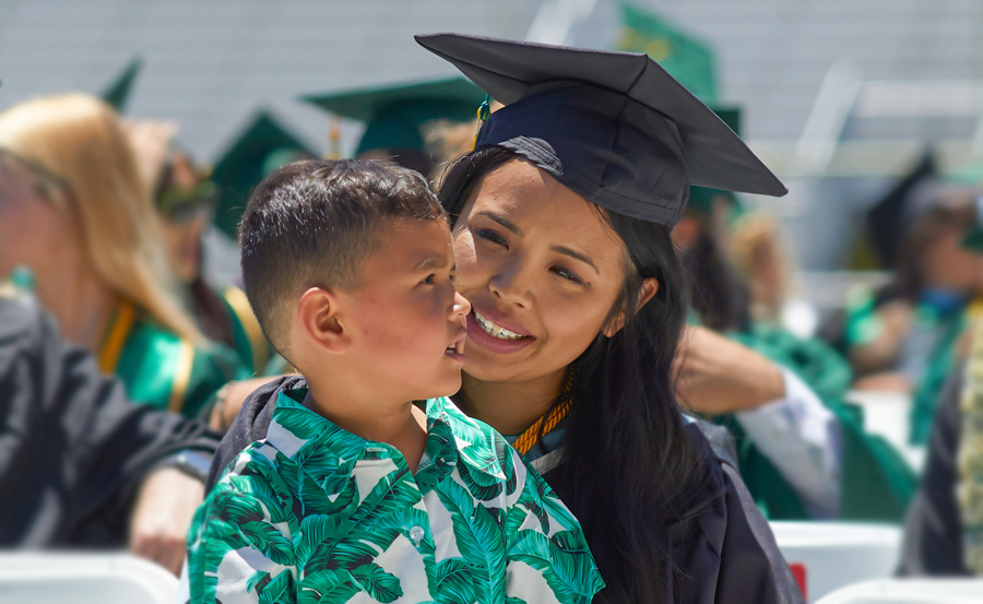 Student with son at commencement